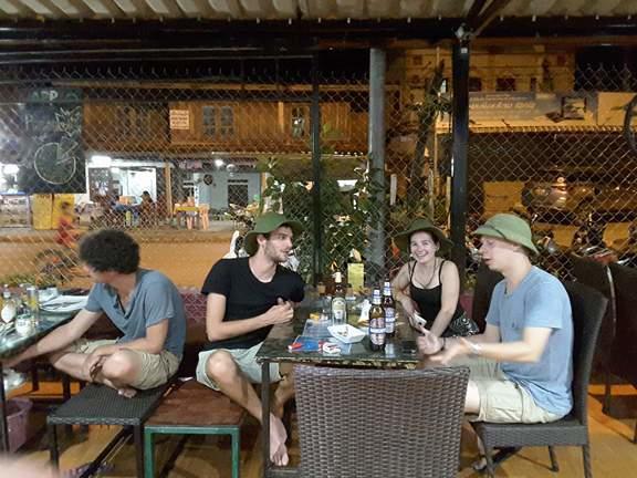 Army Barracks Guesthouse Vang Vieng Εξωτερικό φωτογραφία