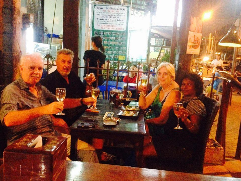 Army Barracks Guesthouse Vang Vieng Εξωτερικό φωτογραφία
