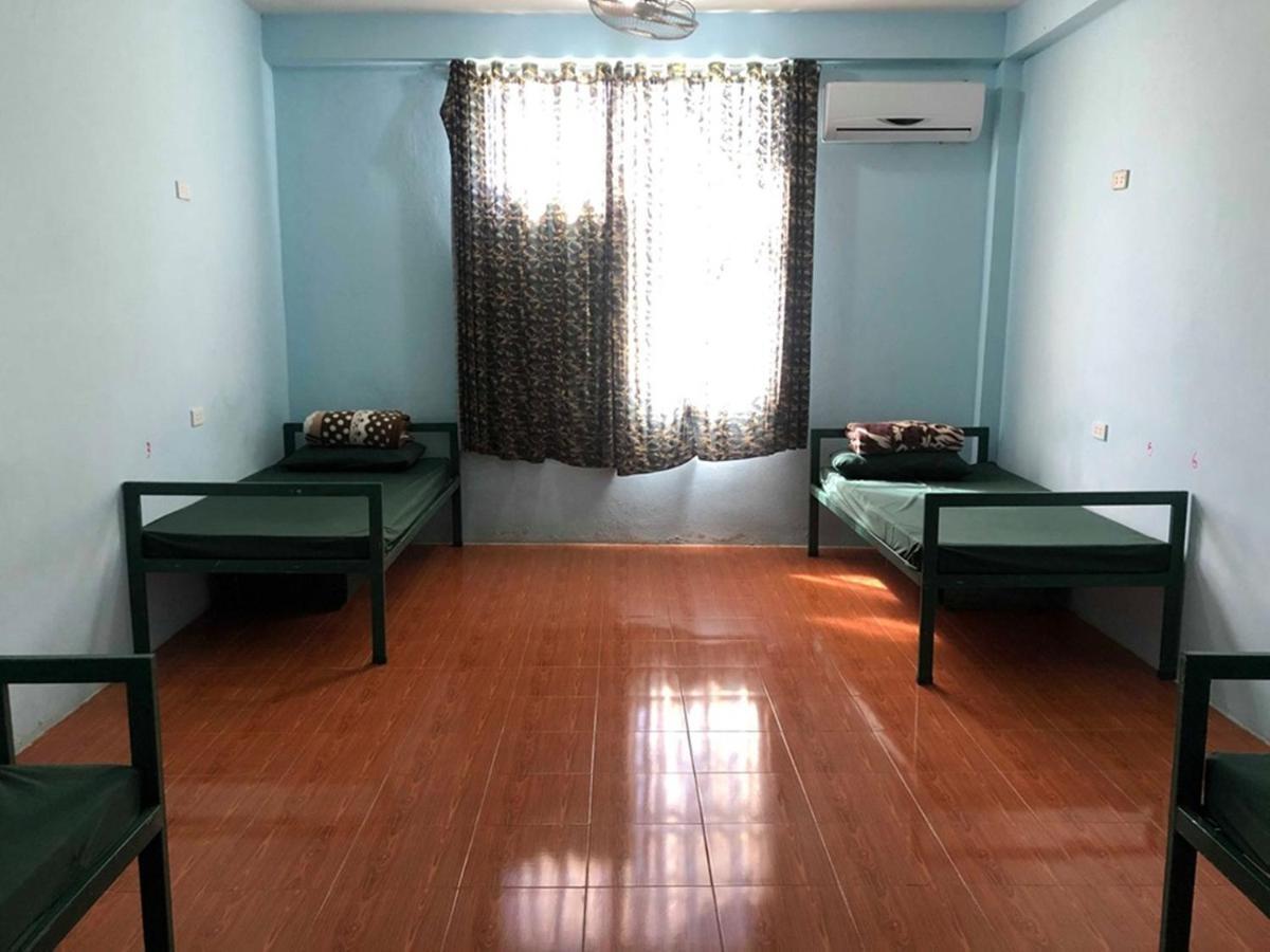 Army Barracks Guesthouse Vang Vieng Εξωτερικό φωτογραφία