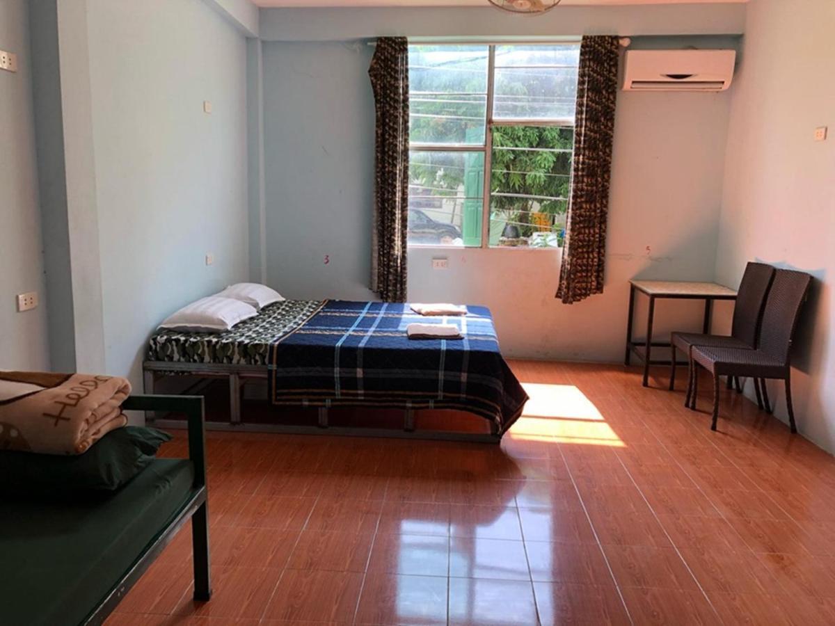 Army Barracks Guesthouse Vang Vieng Εξωτερικό φωτογραφία