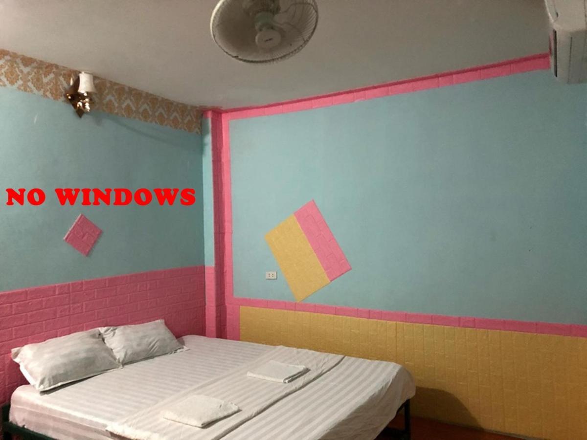 Army Barracks Guesthouse Vang Vieng Εξωτερικό φωτογραφία